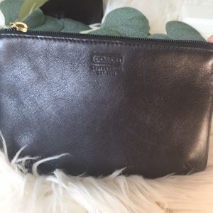 Vintage Coach Black Leather super cute !